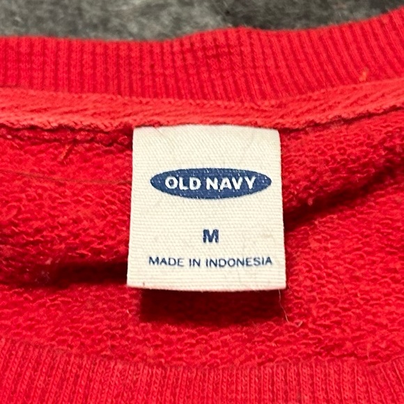 Red embroidered sweatshirt - Picture 3 of 4